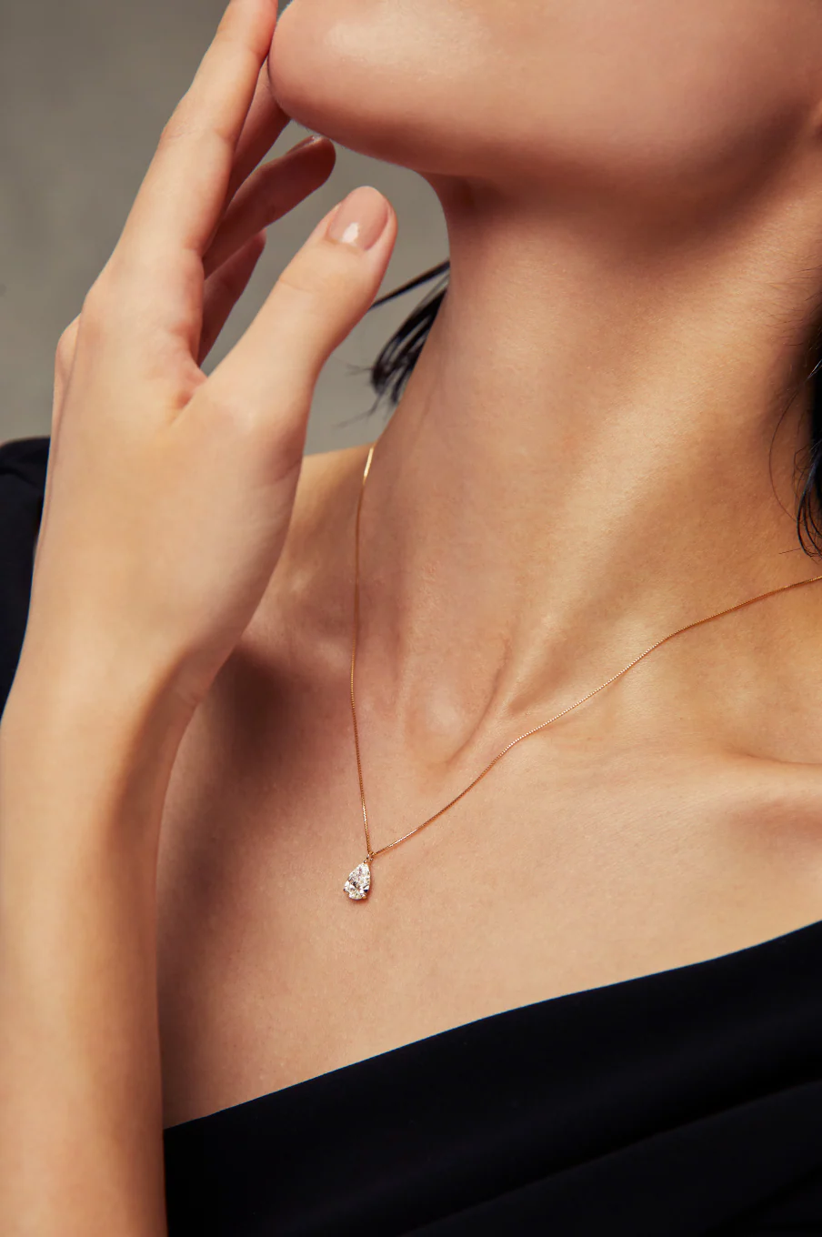 Pear Solitaire Pendant White Gold - Image 4